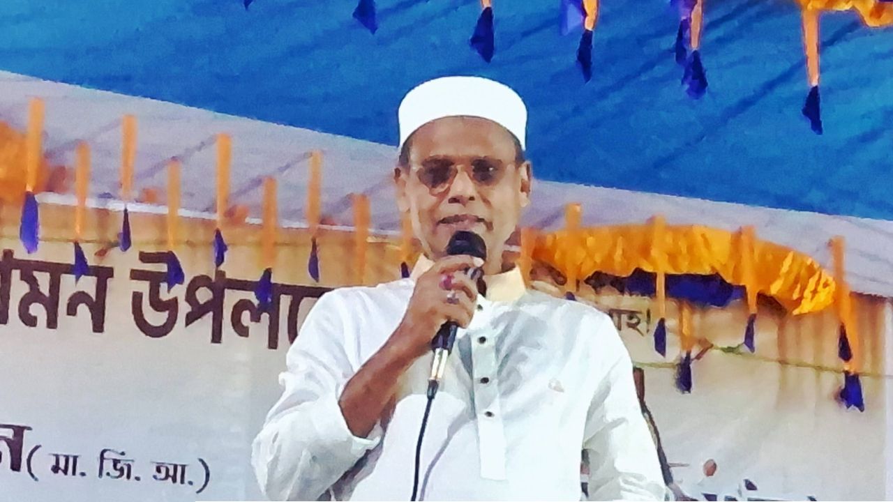 লৌহজংয়ে ইছালে ছাওয়াব মাহফিলে প্রধান অতিথি এমপি অ্যাডভোকেট আব্দুস সালাম আজাদ